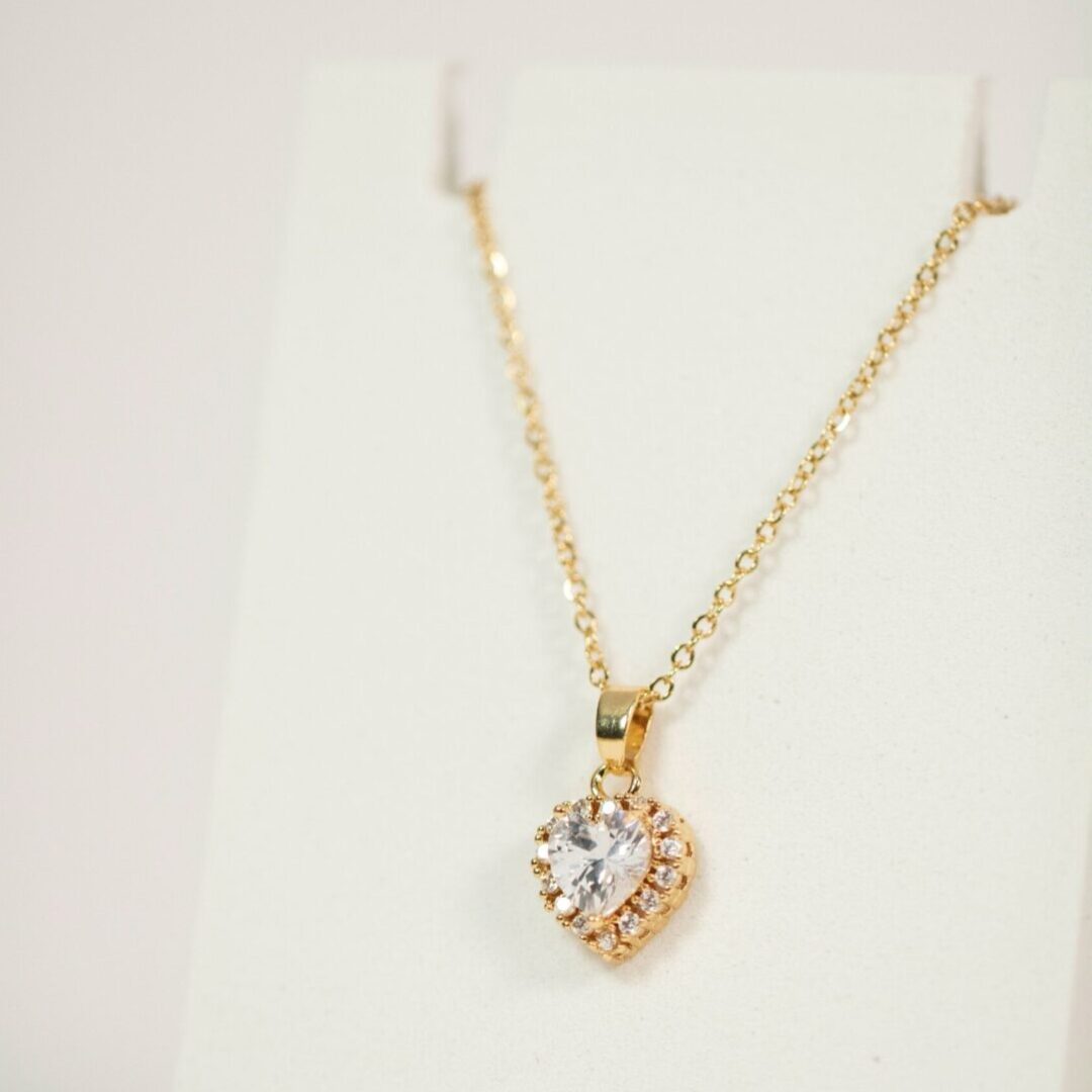 Pink Petal Picks ( muddebihal )